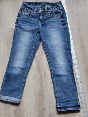 Y2K Silver AIKO Capri Medium Wash Rolled Hem Jeans with Embroidered Pockets